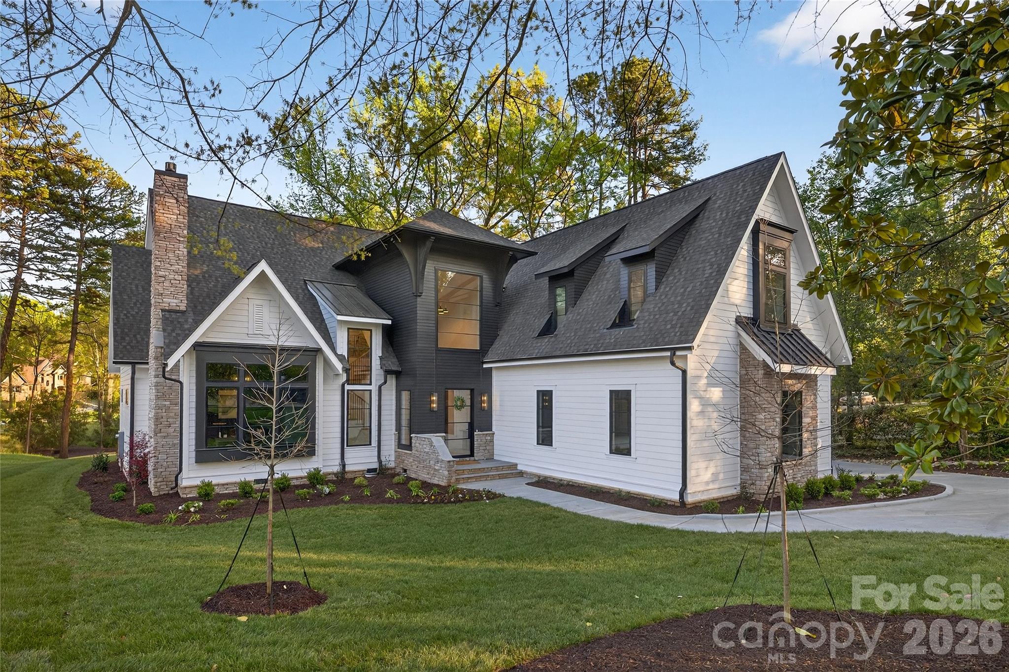 1209 Meadowood Lane Charlotte NC 28211
