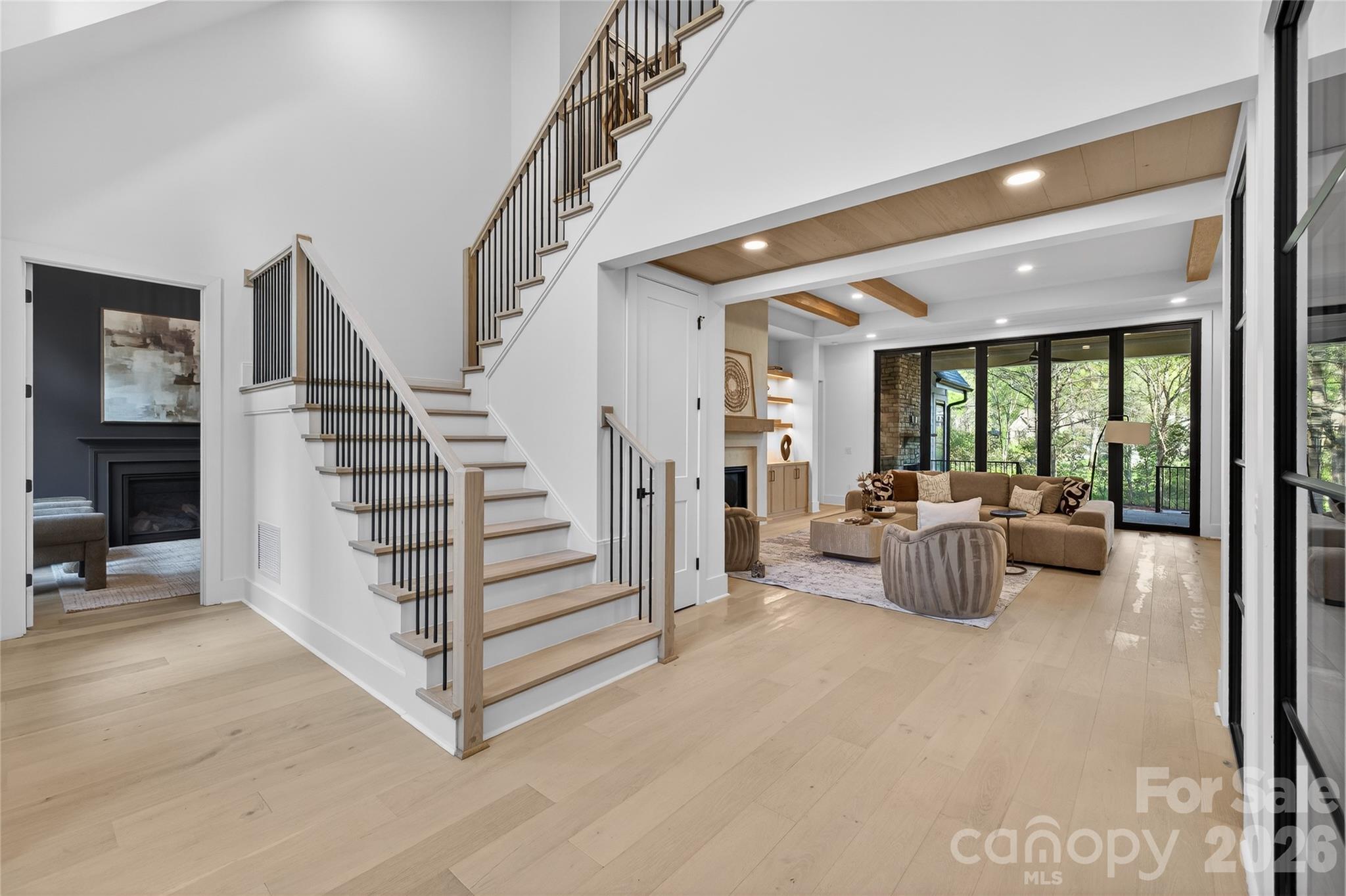 1209 Meadowood Lane Charlotte NC 28211