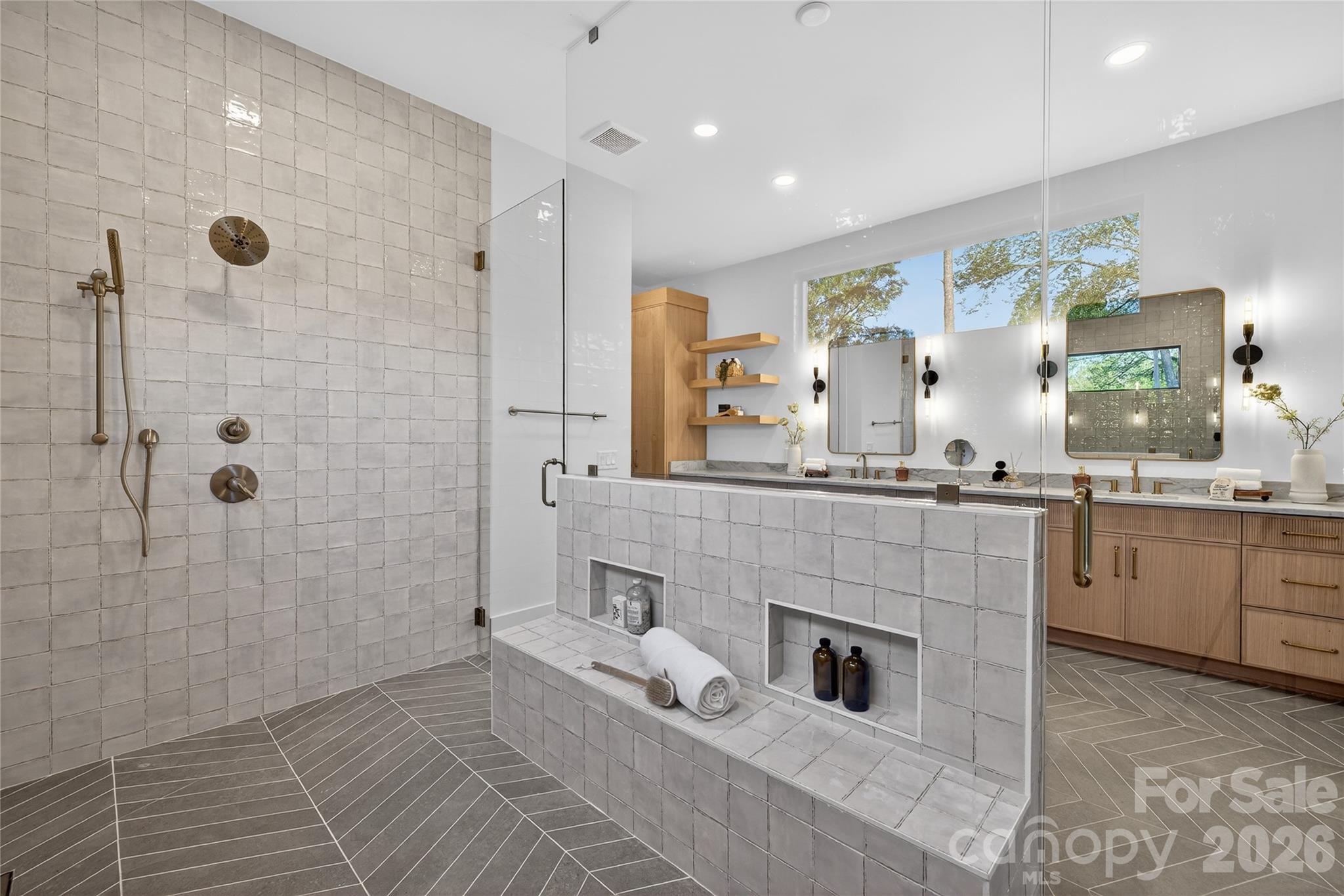 1209 Meadowood Lane Charlotte NC 28211