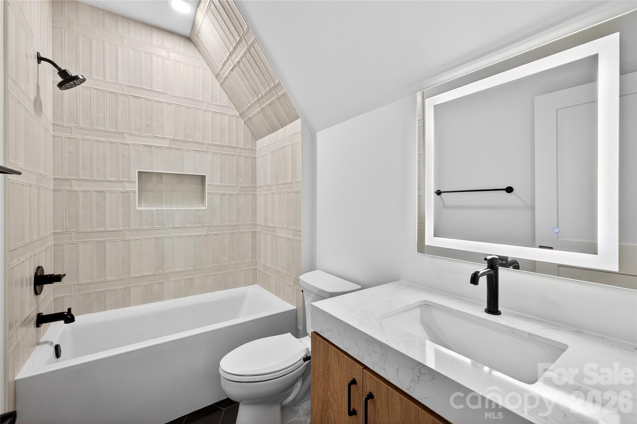 1209 Meadowood Lane Charlotte NC 28211