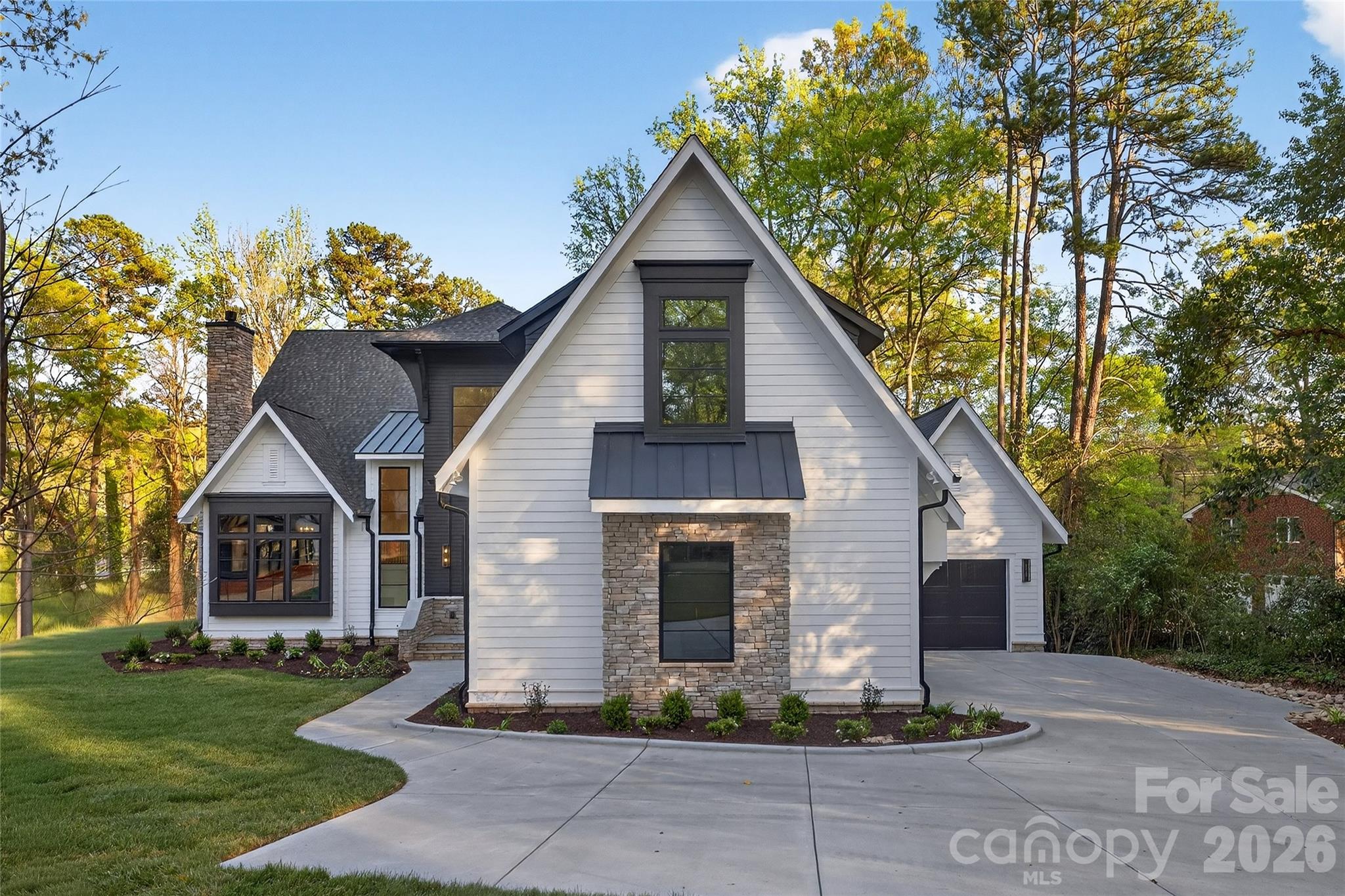 1209 Meadowood Lane Charlotte NC 28211
