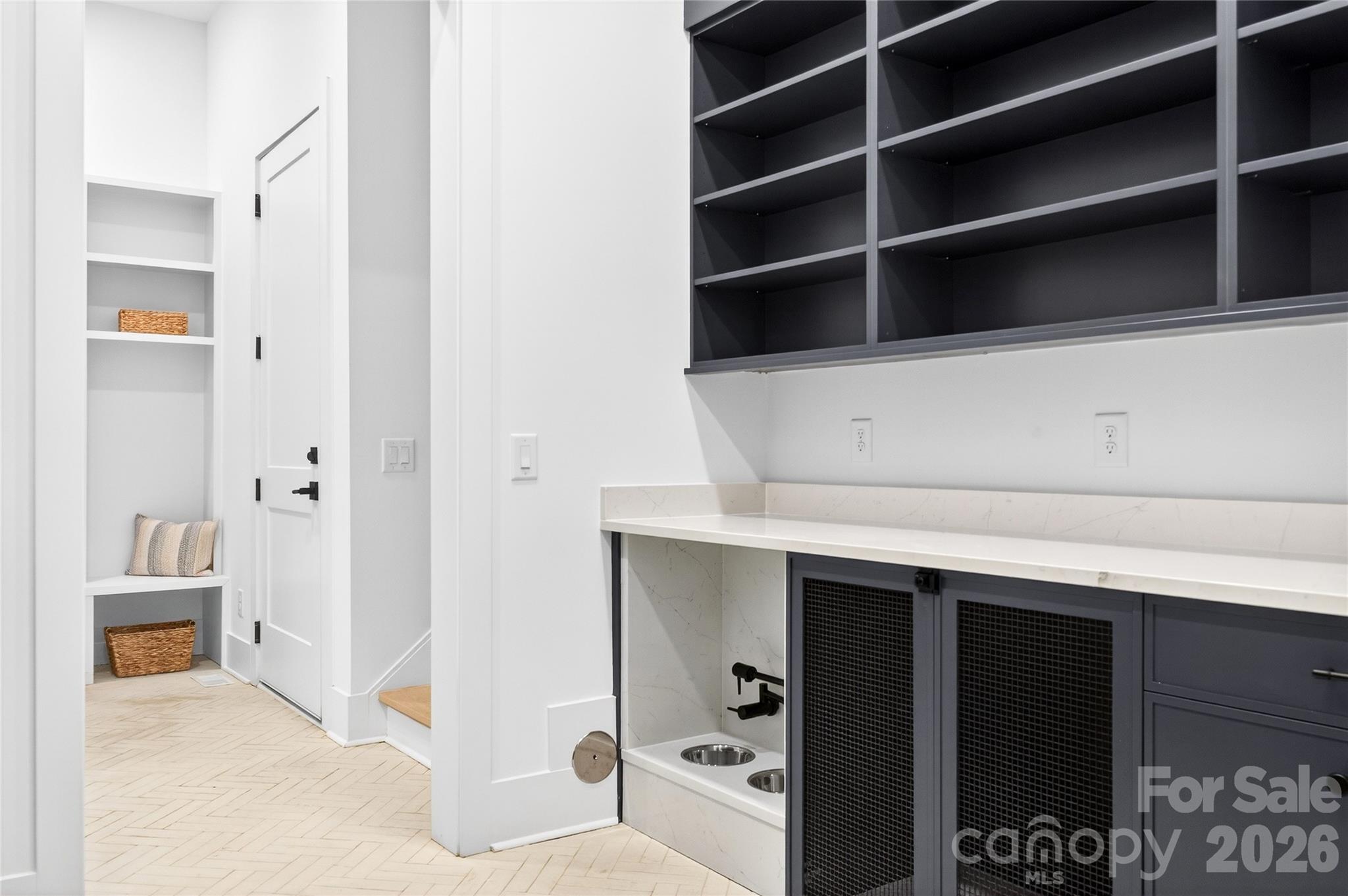 1209 Meadowood Lane Charlotte NC 28211