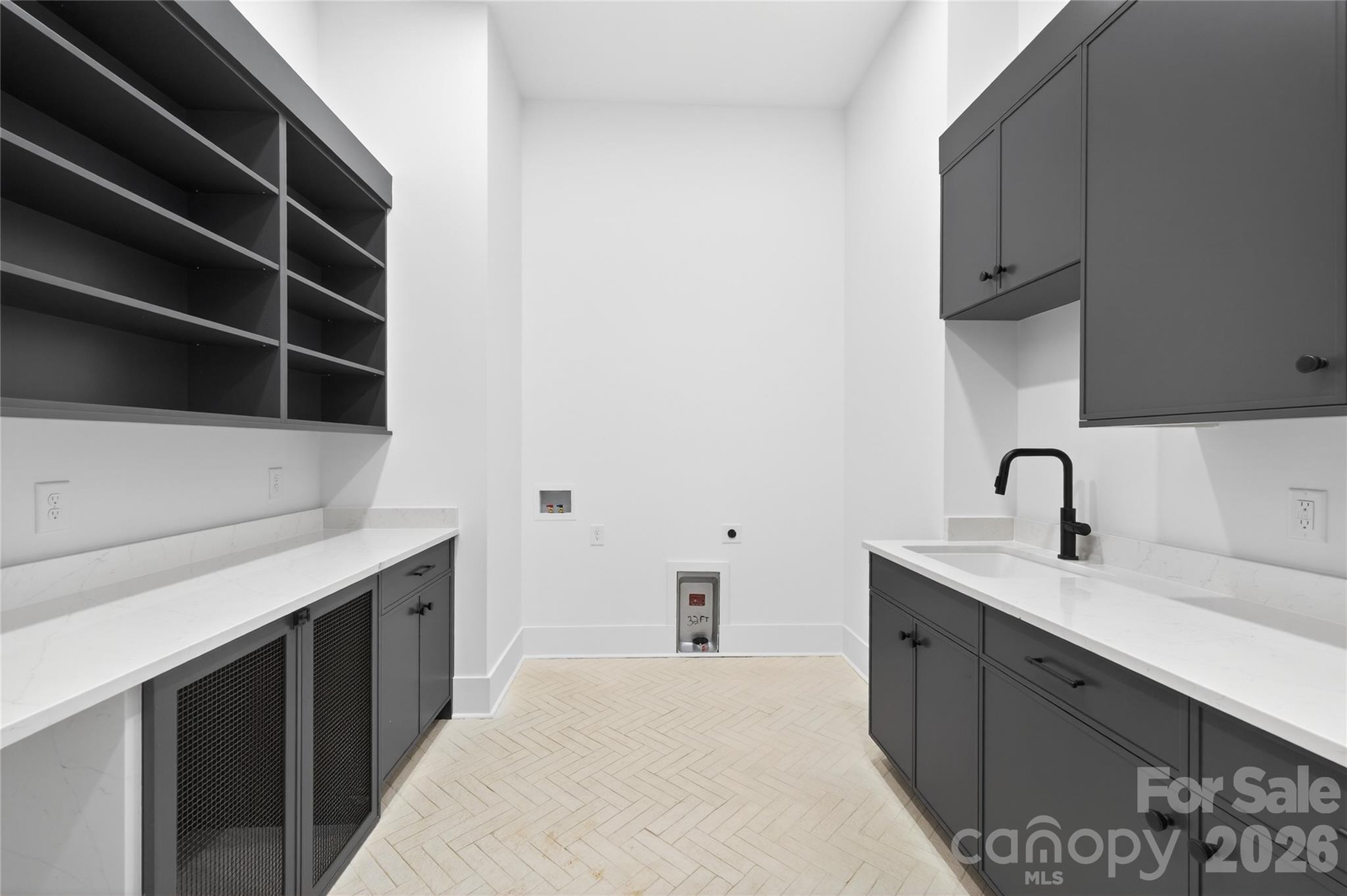 1209 Meadowood Lane Charlotte NC 28211
