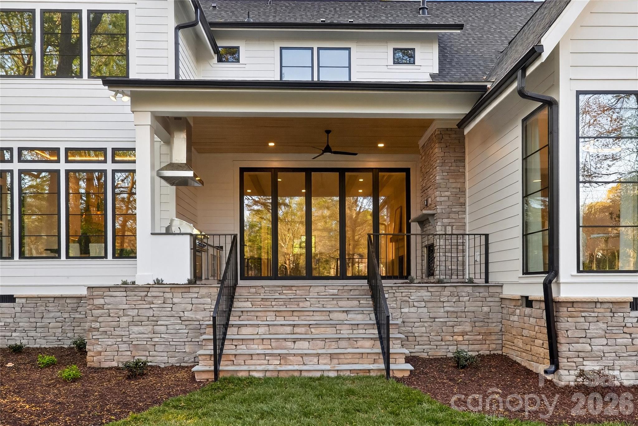 1209 Meadowood Lane Charlotte NC 28211
