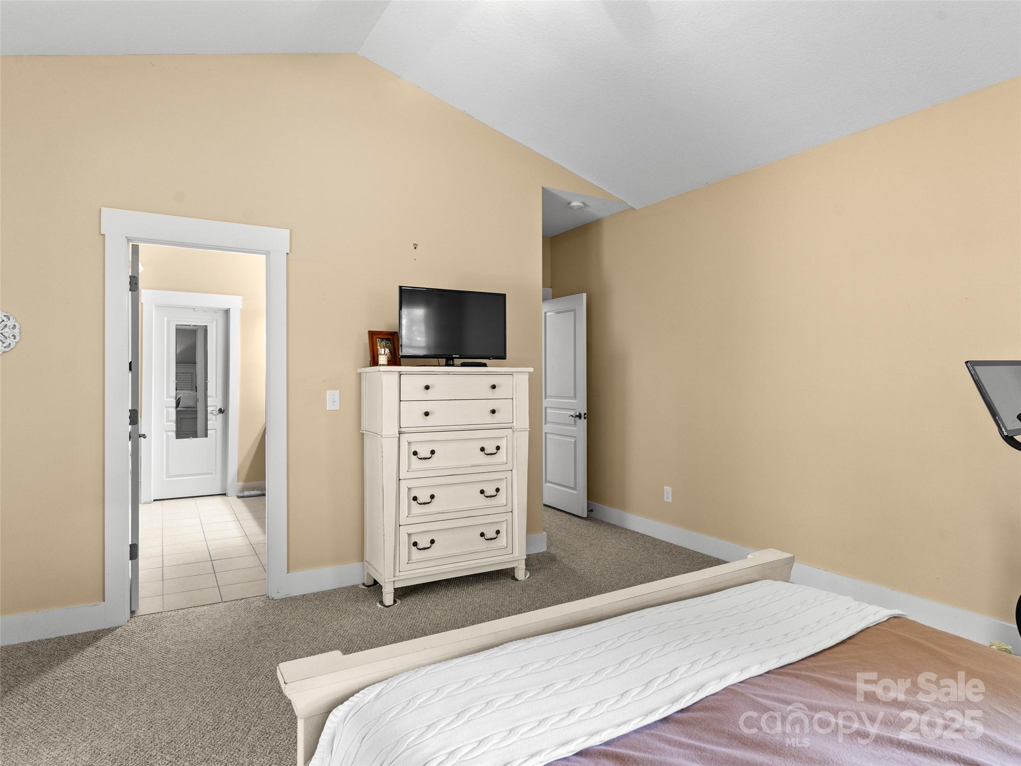 7 Oakhaven Terrace Asheville NC 28803