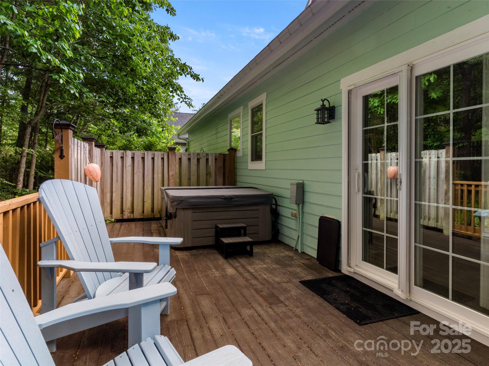 7 Oakhaven Terrace Asheville NC 28803