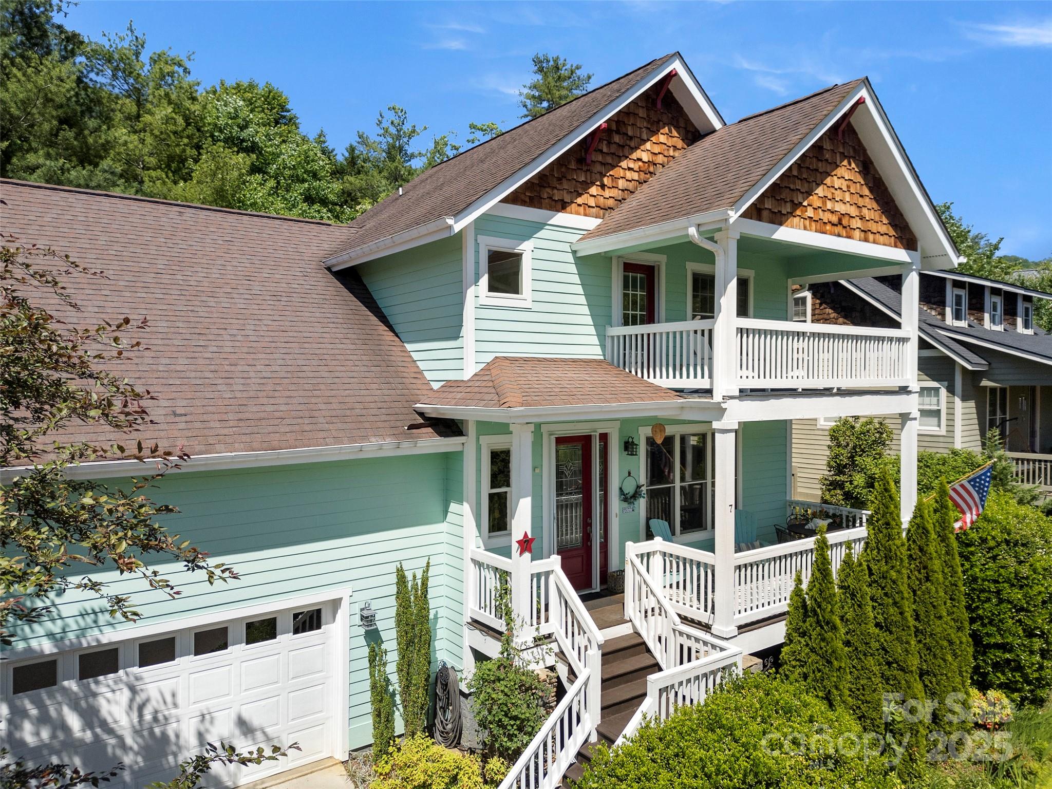 7 Oakhaven Terrace Asheville NC 28803