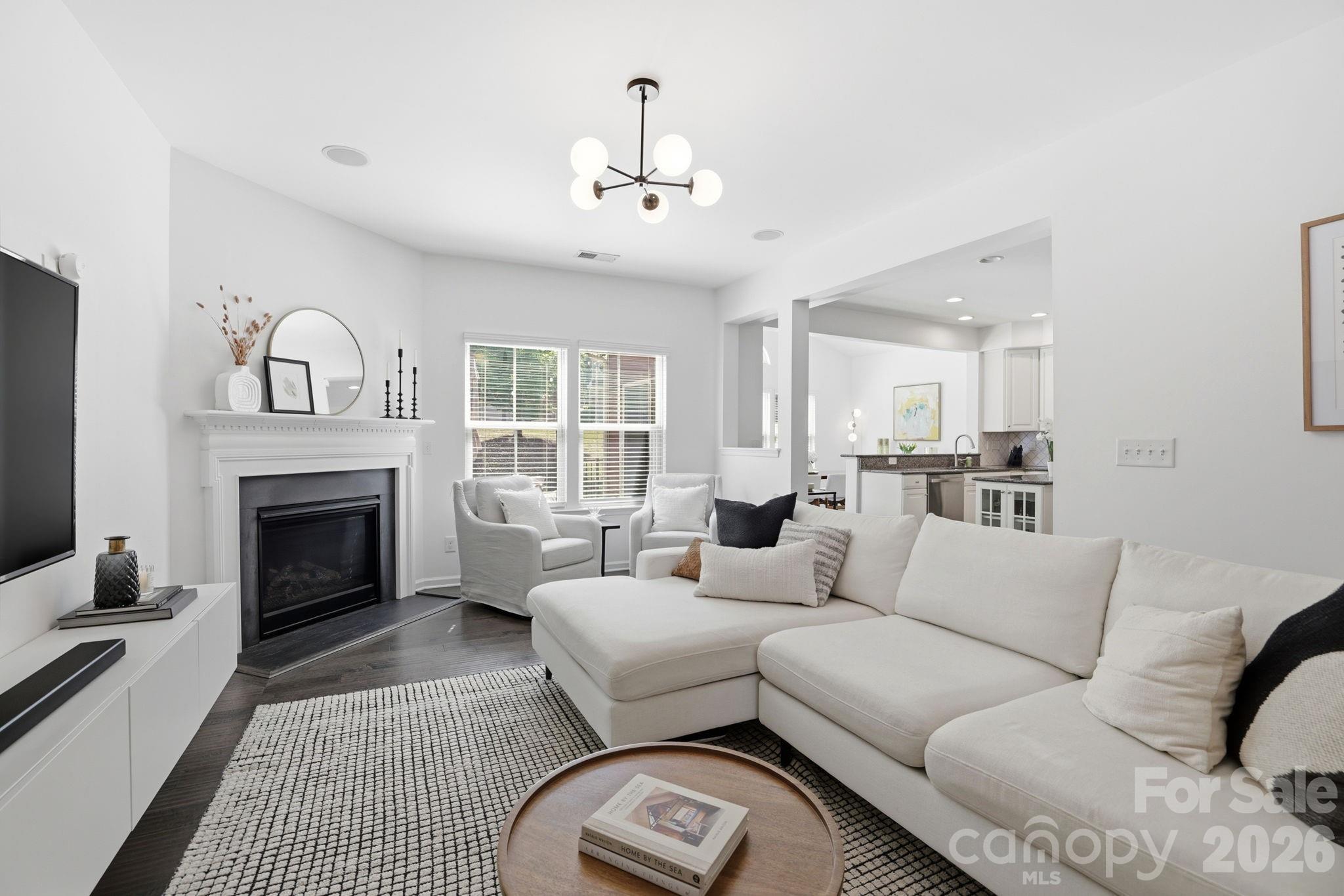 1819 Fleetwood Drive Charlotte NC 28208