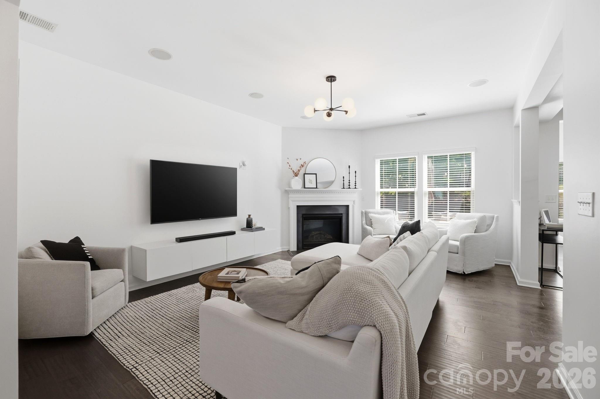 1819 Fleetwood Drive Charlotte NC 28208