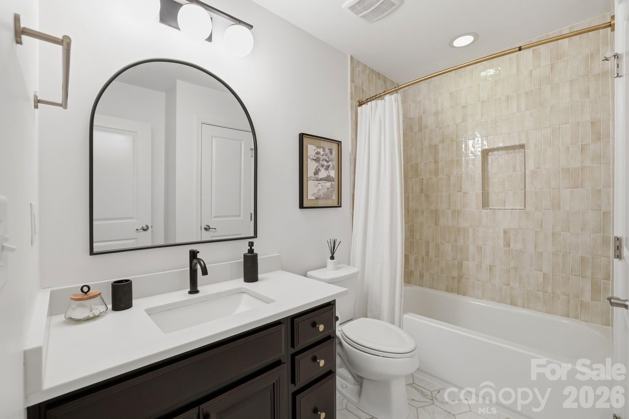 1819 Fleetwood Drive Charlotte NC 28208