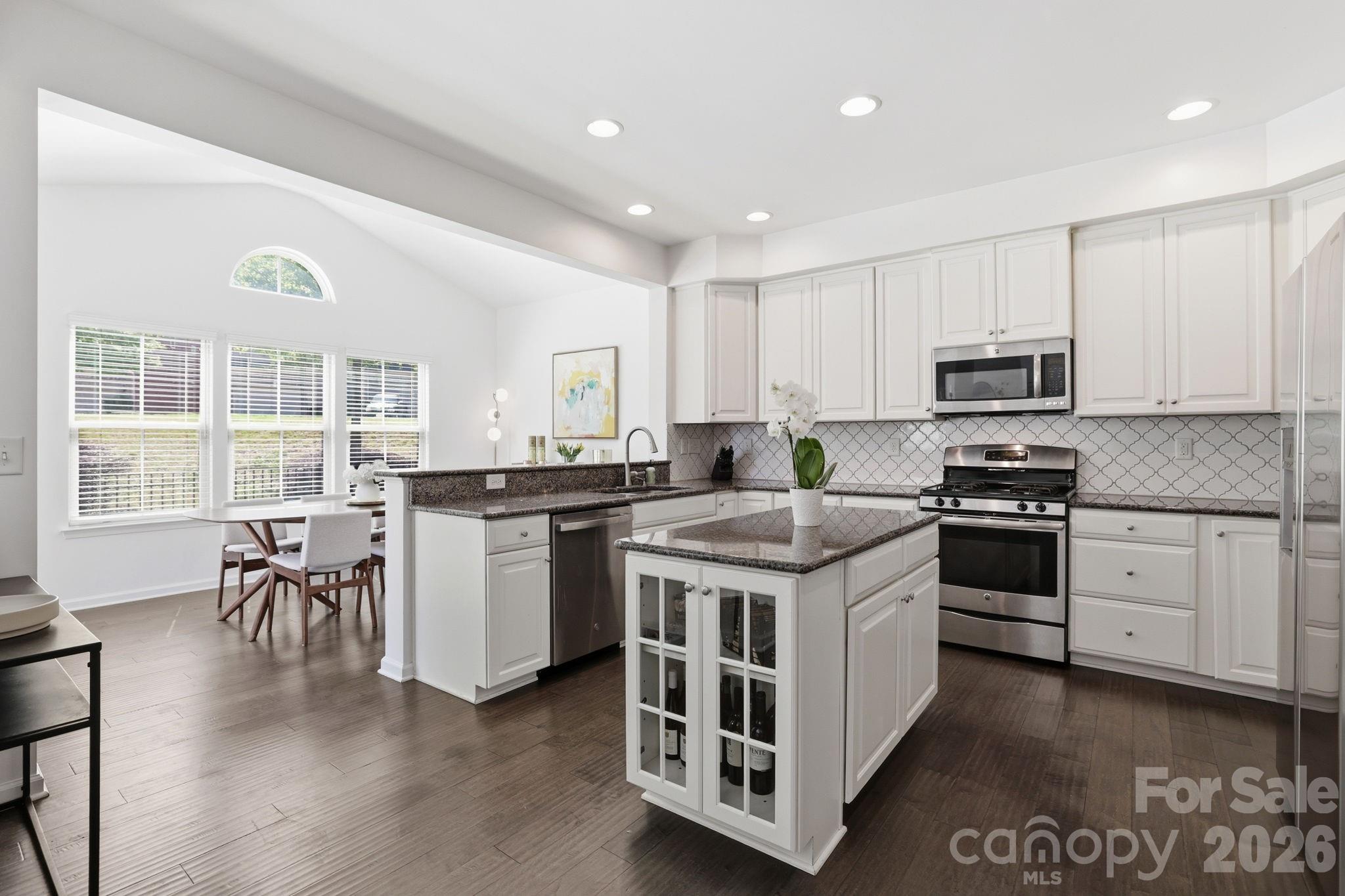 1819 Fleetwood Drive Charlotte NC 28208