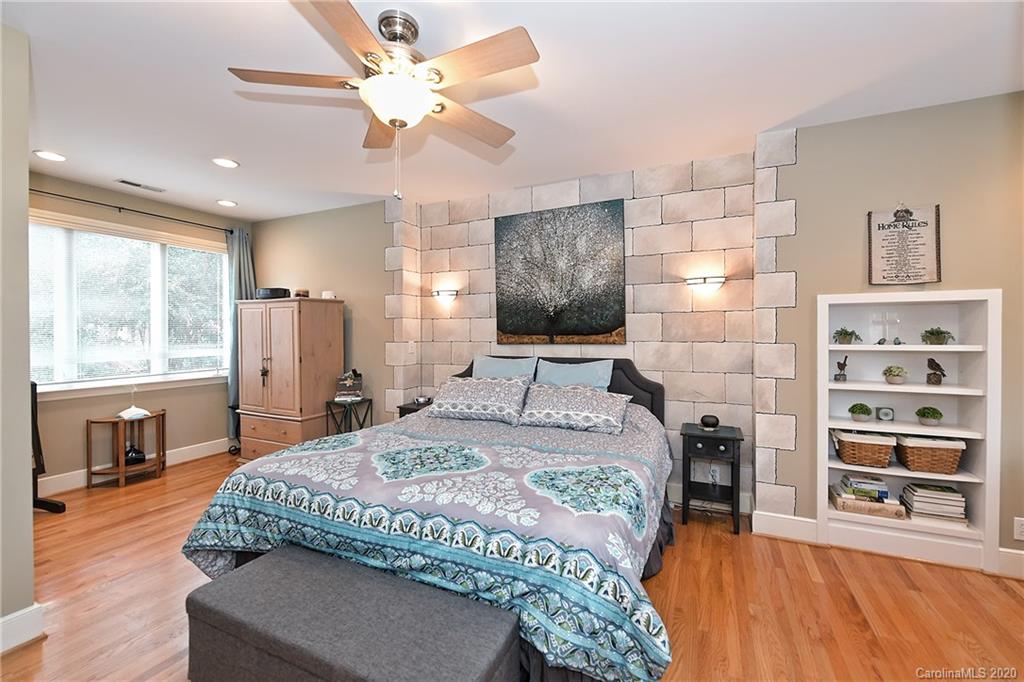 723 Romany Road Charlotte NC 28203