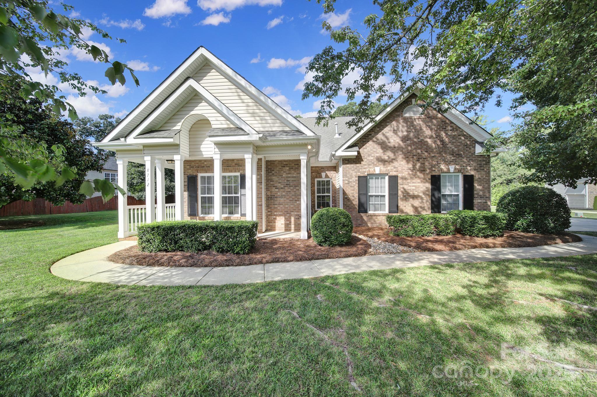 8712 Great Pine Lane Huntersville NC 28078