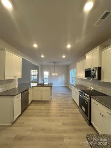 2909 Waterford Lane Albemarle NC 28001