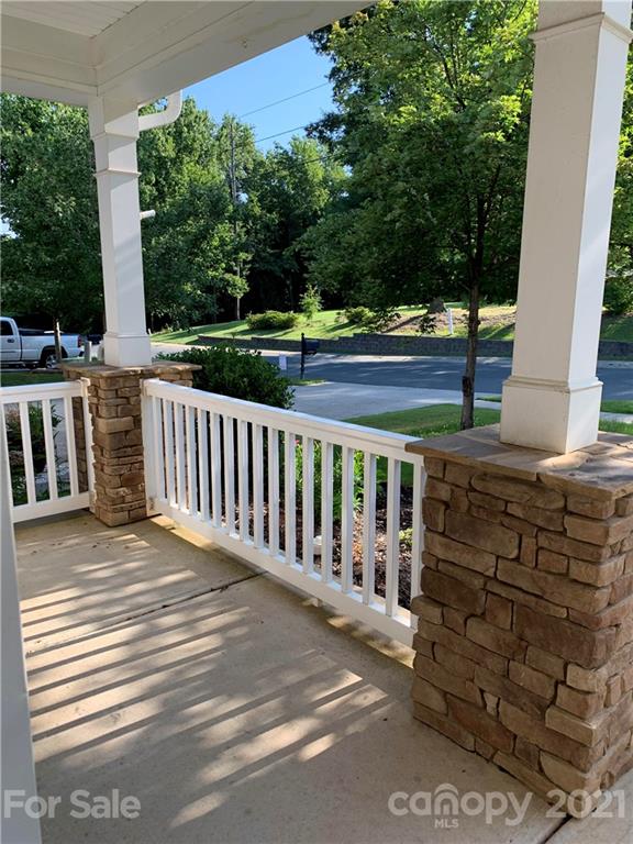 1208 Woodglen Lane Matthews NC 28104