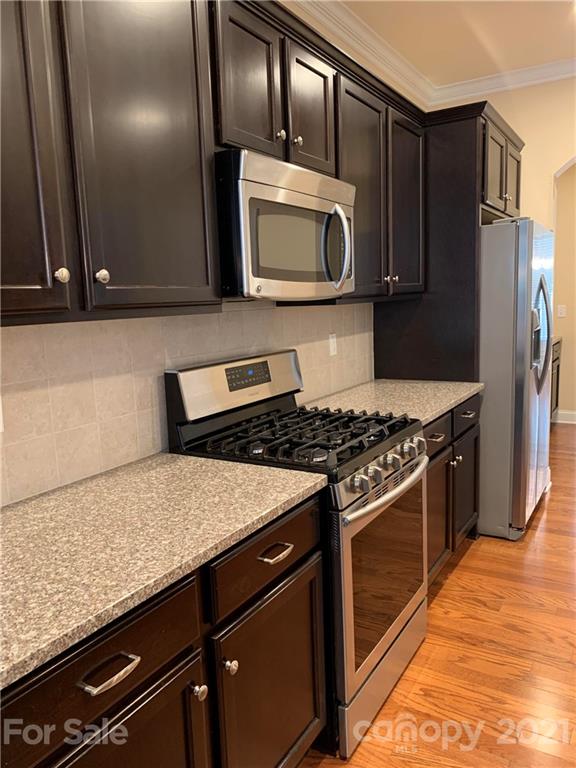 1208 Woodglen Lane Matthews NC 28104