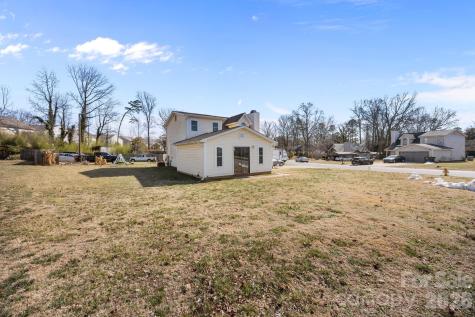 5400 Barnview Court Charlotte NC 28269