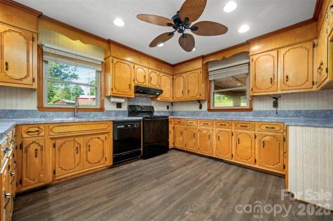 184 Clelo Drive Casar NC 28020