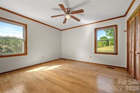 184 Clelo Drive Casar NC 28020