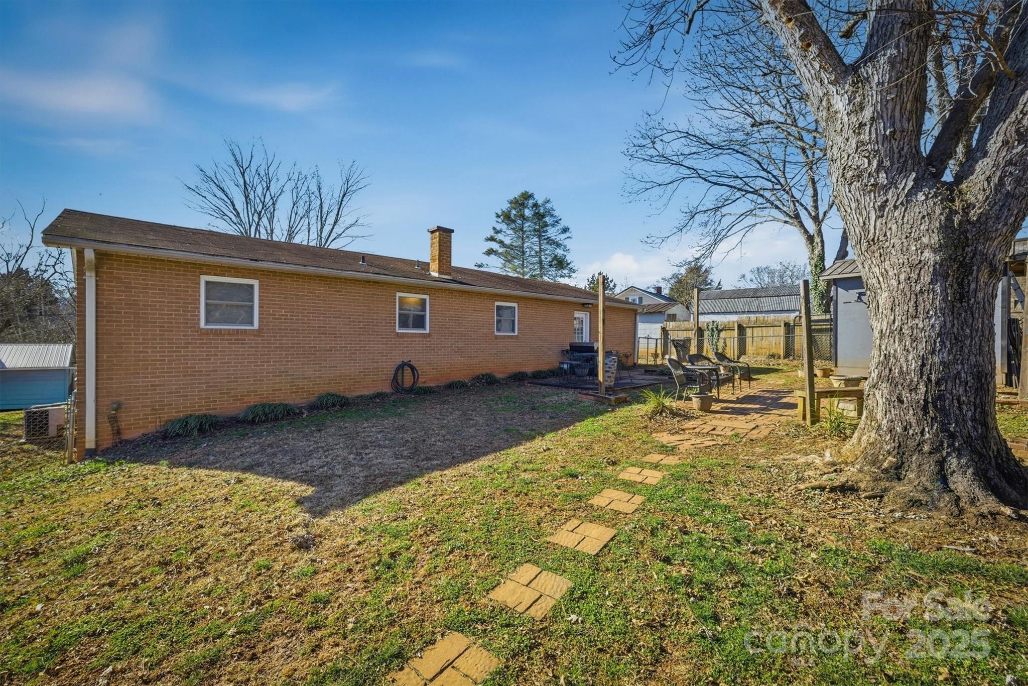 102 Page Street Morganton NC 28655