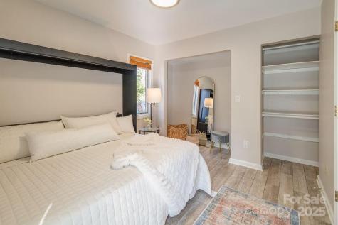 358 Cumberland Avenue Asheville NC 28801