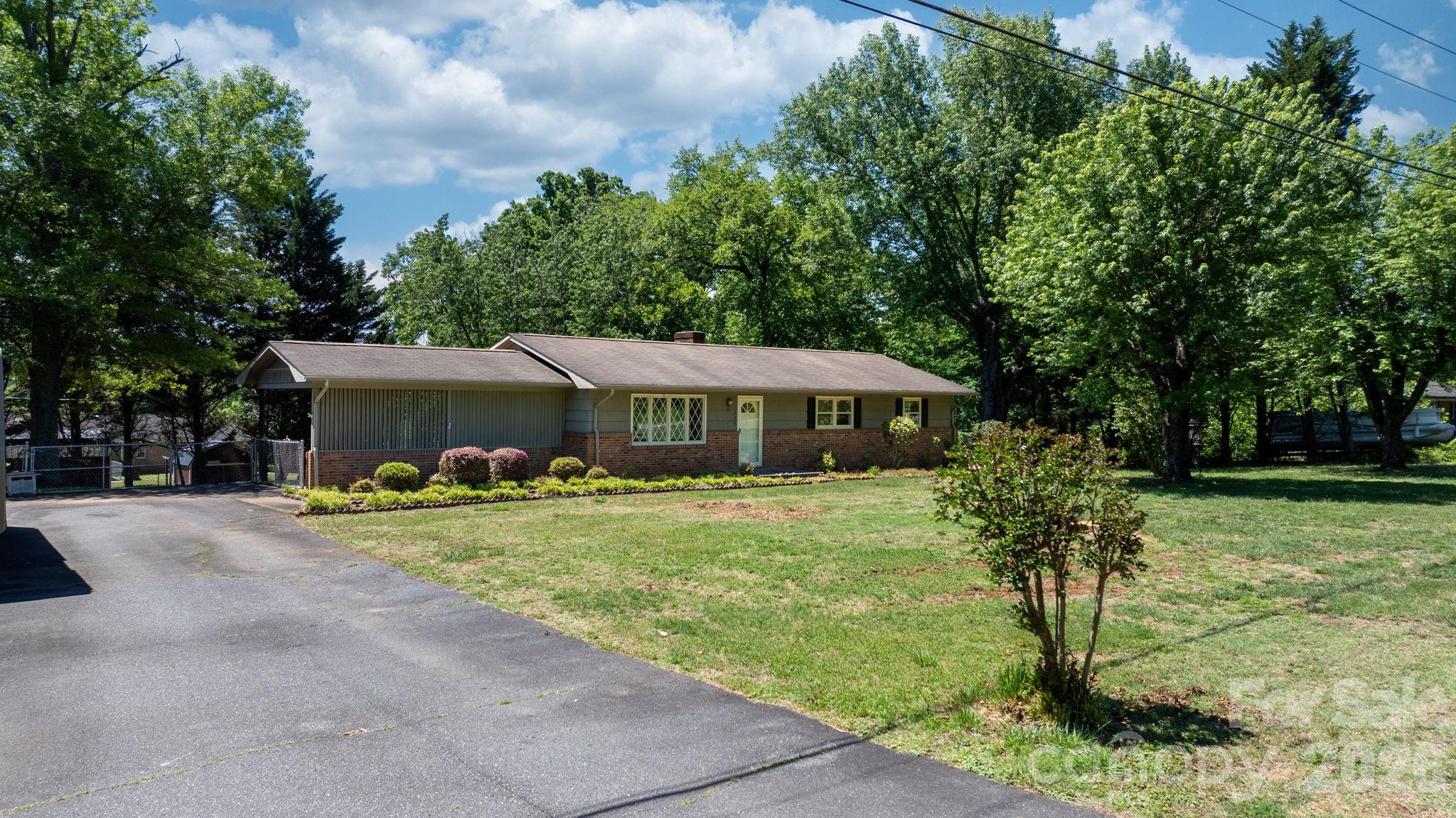 1328 Amherst Road Morganton NC 28655