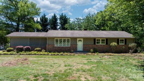 1328 Amherst Road Morganton NC 28655