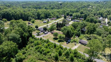 1328 Amherst Road Morganton NC 28655