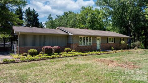 1328 Amherst Road Morganton NC 28655