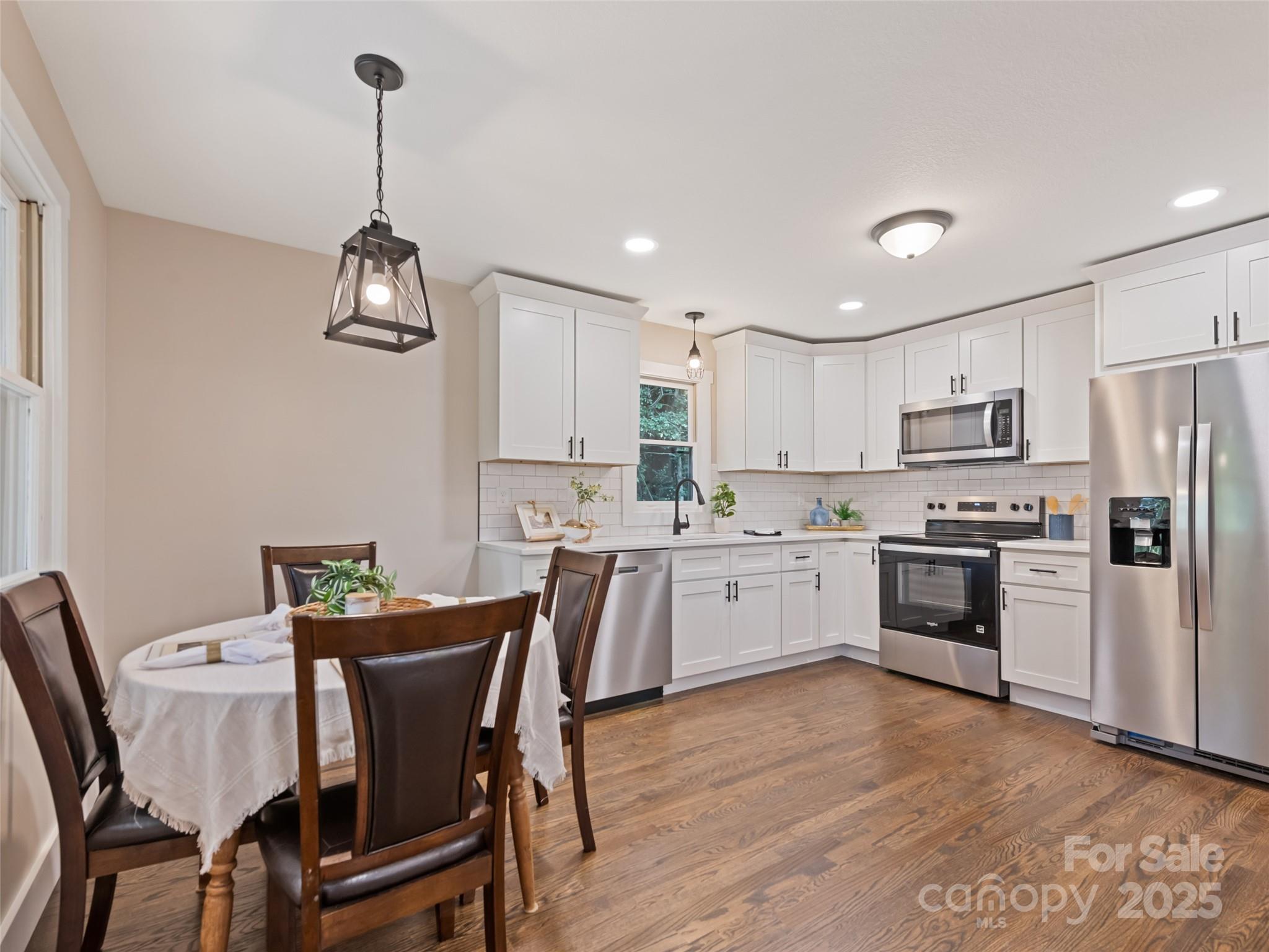 106 Arnold Heights Waynesville NC 28786
