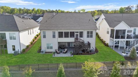 82212 Standing Oak Drive Charlotte NC 28278