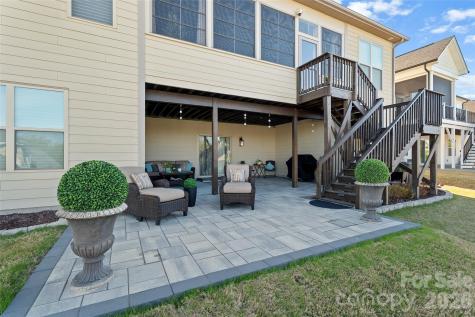 82212 Standing Oak Drive Charlotte NC 28278