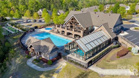 82212 Standing Oak Drive Charlotte NC 28278