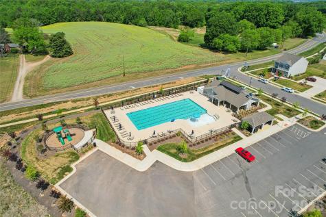 162 Giant Oak Avenue Statesville NC 28677