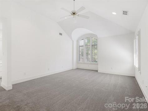 8952 Challis Hill Lane Charlotte NC 28226