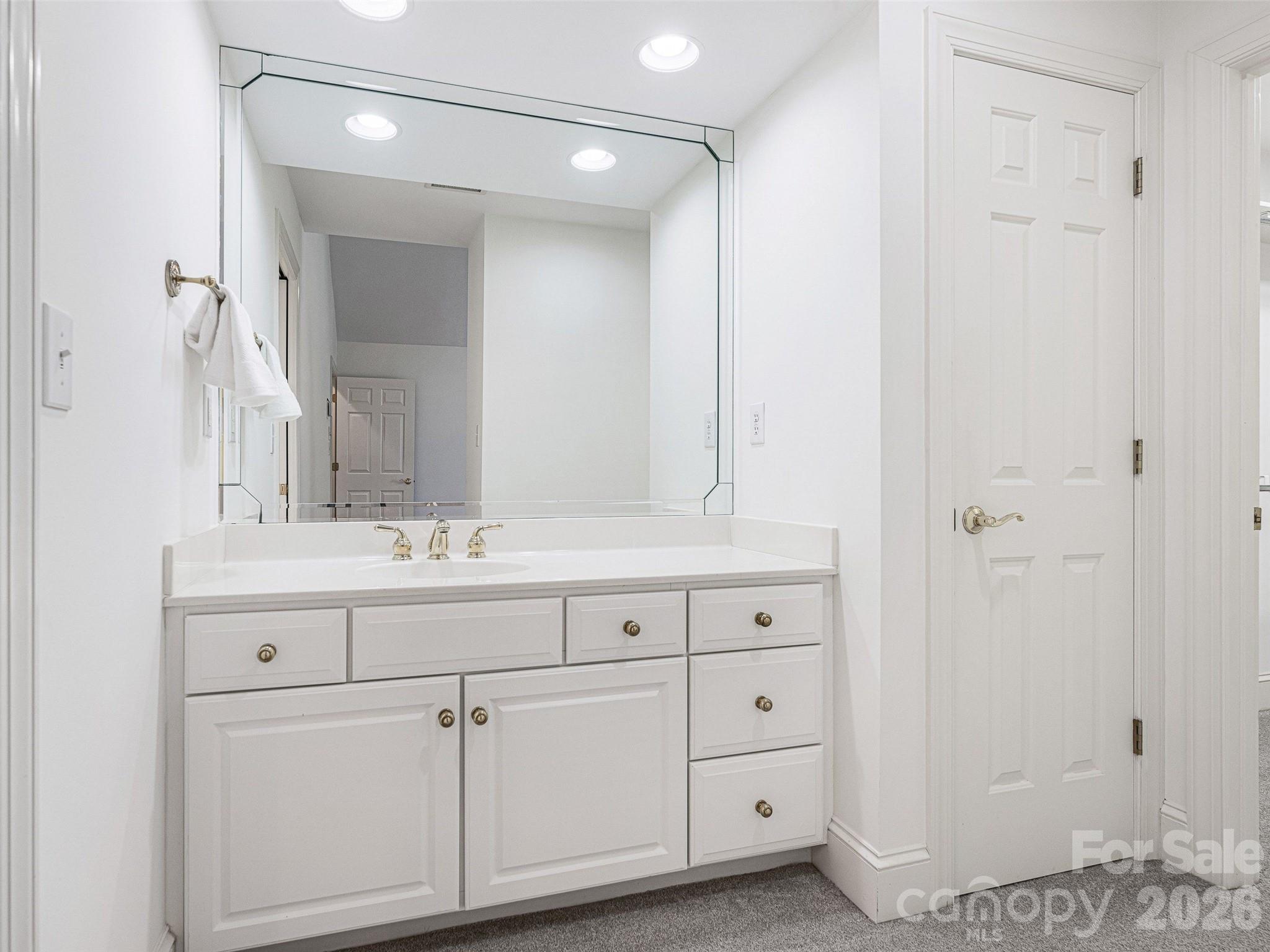 8952 Challis Hill Lane Charlotte NC 28226