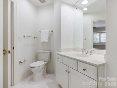 8952 Challis Hill Lane Charlotte NC 28226