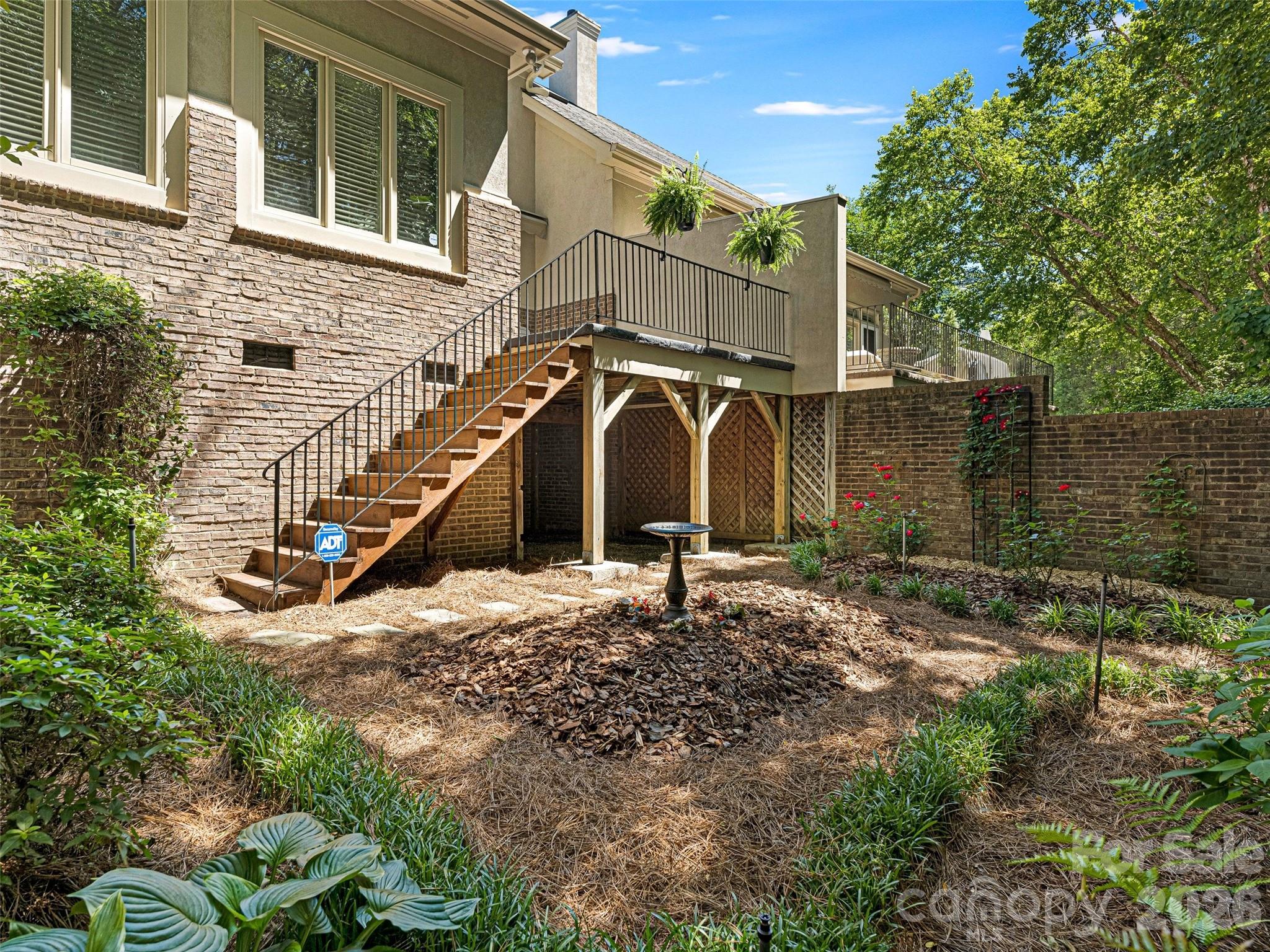 8952 Challis Hill Lane Charlotte NC 28226