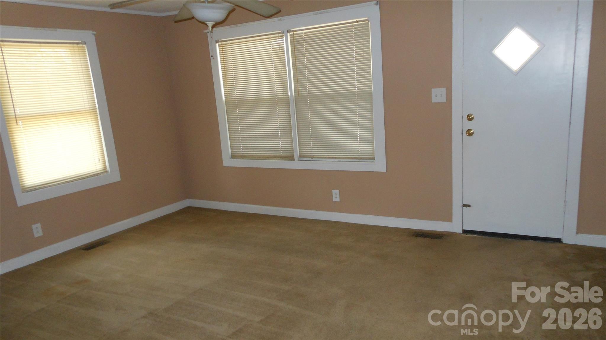 1514 W Walnut Avenue Gastonia NC 28052