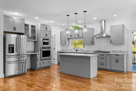 115 Nader Avenue Weaverville NC 28787