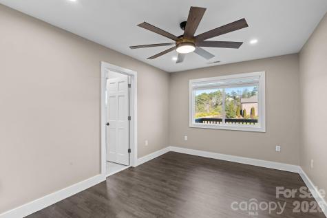 115 Nader Avenue Weaverville NC 28787