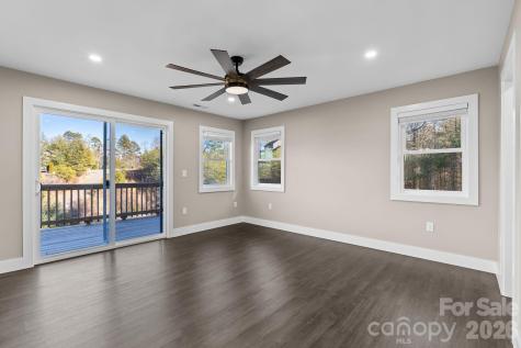 115 Nader Avenue Weaverville NC 28787