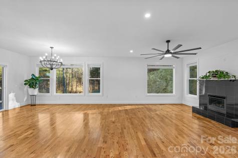 115 Nader Avenue Weaverville NC 28787