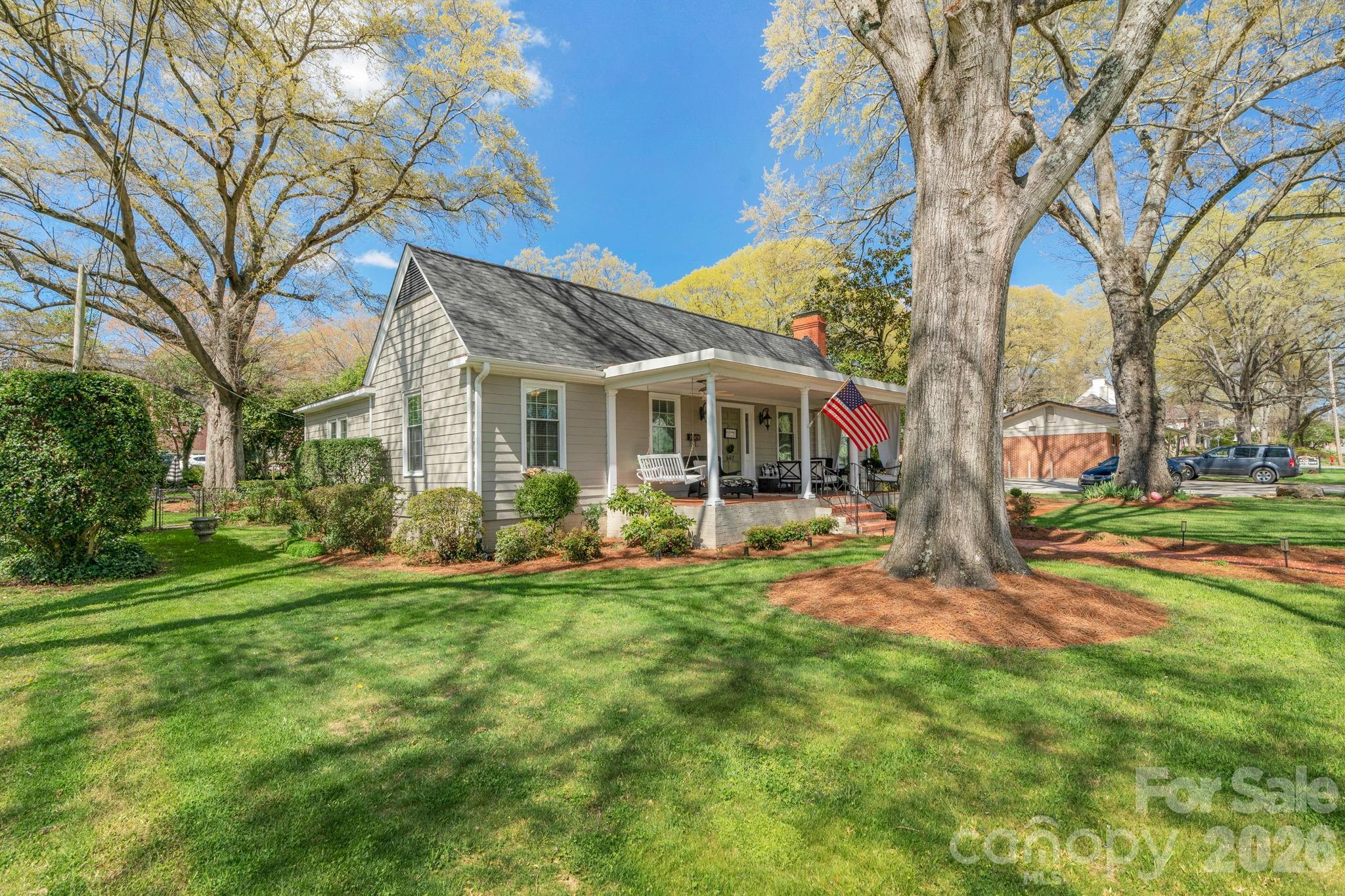 607 S York Street Gastonia NC 28052