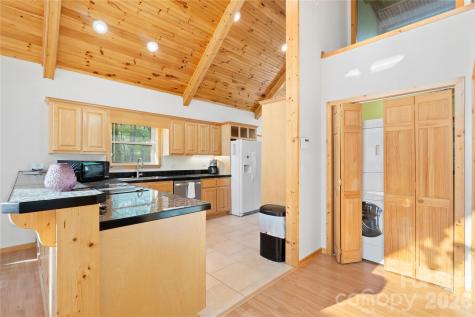 273 Rhododendron Road Almond NC 28702