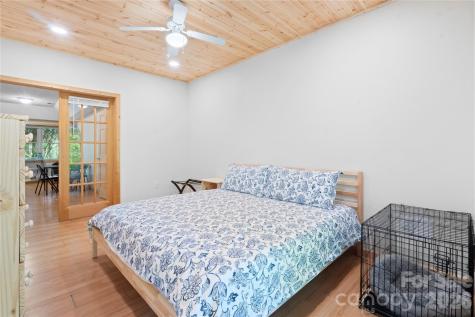 273 Rhododendron Road Almond NC 28702