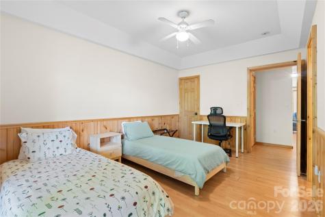 273 Rhododendron Road Almond NC 28702