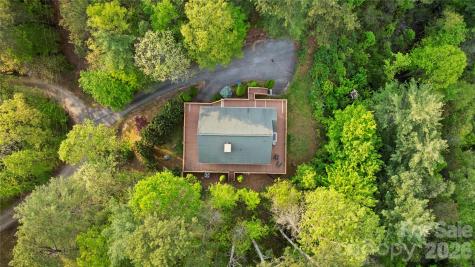 273 Rhododendron Road Almond NC 28702