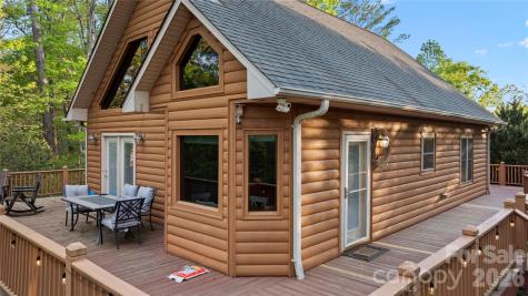 273 Rhododendron Road Almond NC 28702