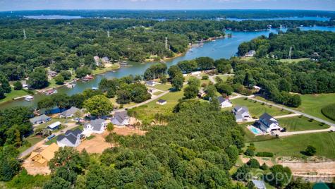 4265 Candlewood Drive Sherrills Ford NC 28673